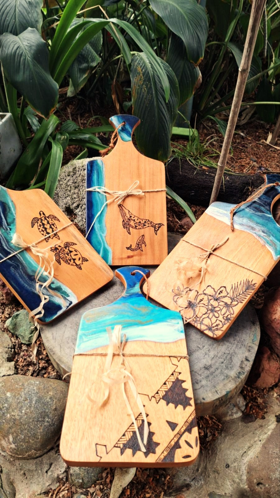 KAVARA WoodArt Ocean Platter + Hibiscus (Mahogany)